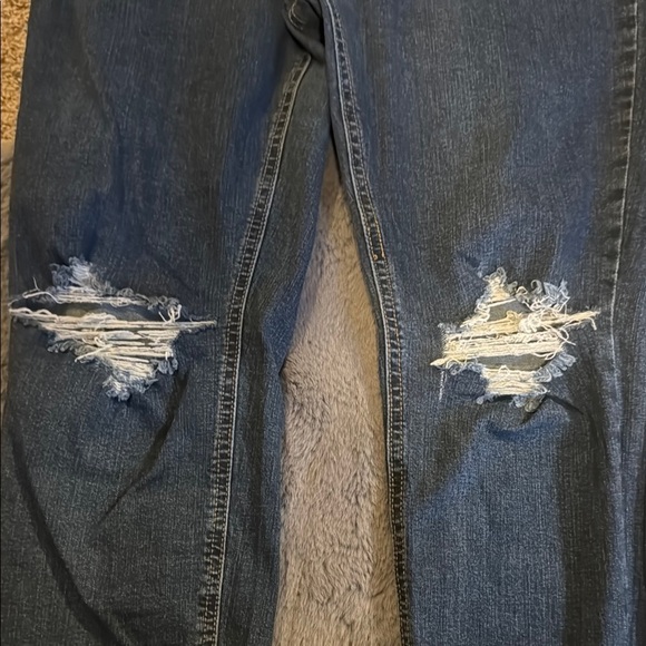 Women's Distressed Blue Jeans - Picture 6 of 10